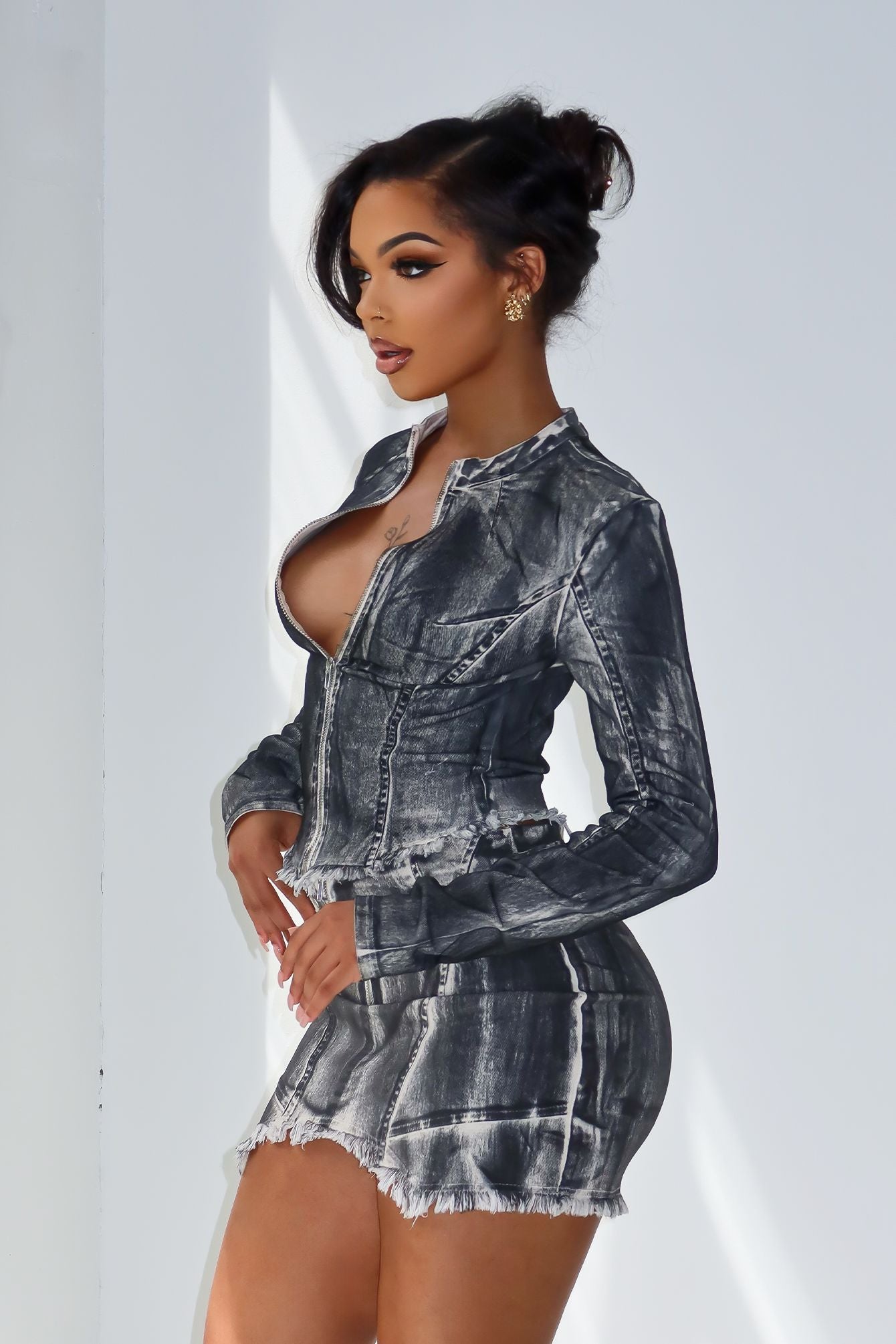 Urban Pop Airbrushed Zip Up Top & Skirt SET